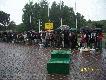 Strzelanie odbywa�o si� przy pi�knej,s�onecznej pogodzie(niedziela),odczytanie wynik�w i rozdanie nagr�d odbywa�o si� ju� przy akompaniamencie padaj�cego deszczu.