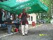 Ob�artuchy w akcji.Og�rki znikaj� ca�ymi stadami w ich przepastnych brzuchach.