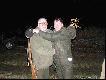 Z lewej strony Kr�l ,medal wr�czy� Kol. �owczy Heniu.