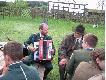 "Hej hej do kniej bo w kniei tr�bki ton !!" By�a okazja r�wnie� do �piew�w. 