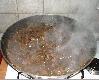 W/g przepisu kolegi Grzegorza :w�tr�bka  cebula  (p� na p�) pod koniec duszenia   wo�owa kostka roso�owa  s�l  a na sam koniec  przyprawa  5 smak�w  kamisa . zdj�cia  flaszki nie zrobi�em ;-) powiem tylko ,�e by�a to danzka currant :-)