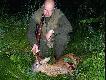 Rogacz strzelony w niedzielny poranek w asy�cie miejscowego lesniczego Bogdana Pe�diak .Foto B.Pe�diak