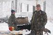 
...Krystian czeka z wy�erk�...