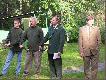 Pierwszy od prawej - Nadle�niczy Nadlesnictwa Rybnik, drugi od prawej - g��wny organizator zawod�w Pan Ryszard Paszenda.