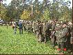 Zbi�rka my�liwych przed z�o�eniem raportu.