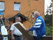 ...Kr�l Senior�w Zawod�w otrzyma� twarde siedzenie ( c� twardego w ko�cu trzeba mie� )