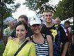 ..siostry "Sisters Botang�wny" si� ciesz�. Bo ch�opakowi Botang�wny  ptak po..po..poplami� koszulk�..