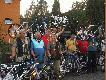 ..Niebiescy..sprawdzaj� wag� rower�w...