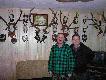 �owczy Leszek ze S�awkiem. W tle cz�� zdobyczy �owczego